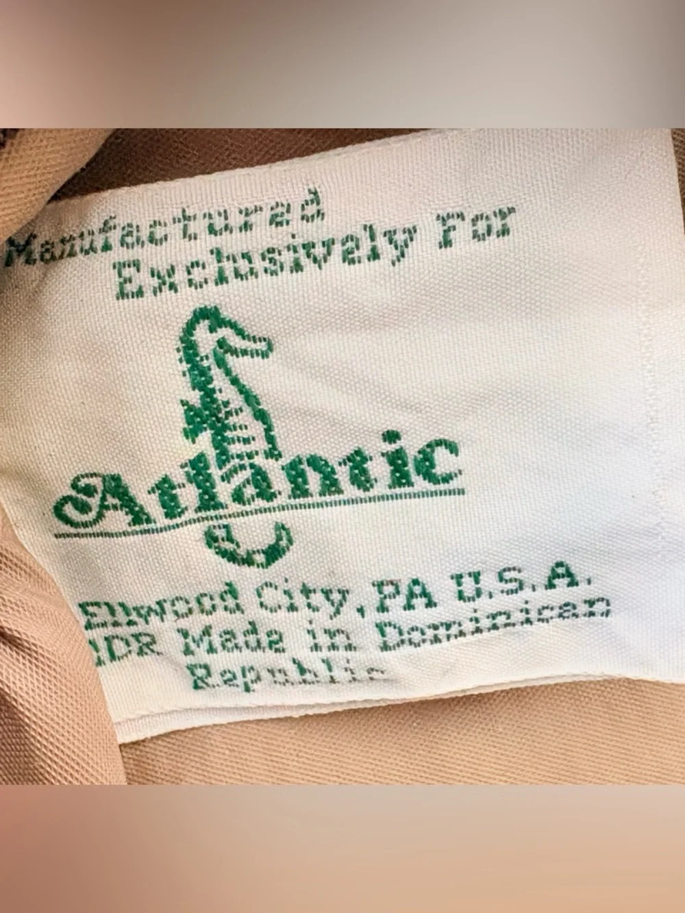 Vintage 70s Atlantic USA Wool Tweed Carry-On Duffle Bag Travel Weekender Luggage